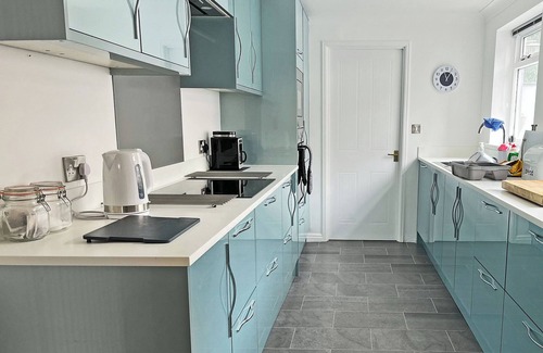 Hurworth-on-Tees Cabaña | 2 bedroom accommodation in Hurworth, near Darlington