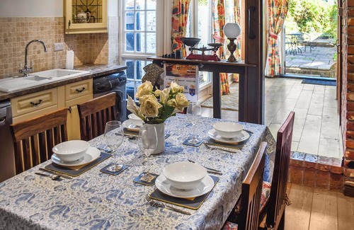 King's Lynn Cabaña | 2 bedroom accommodation in Kings Lynn