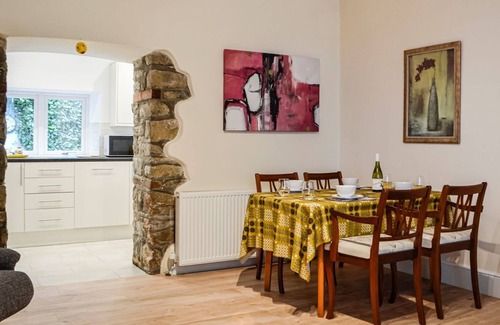 Llanfynydd Cabaña | 2 bedroom accommodation in Llanfynydd