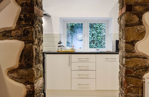 Llanfynydd Cabaña | 2 bedroom accommodation in Llanfynydd