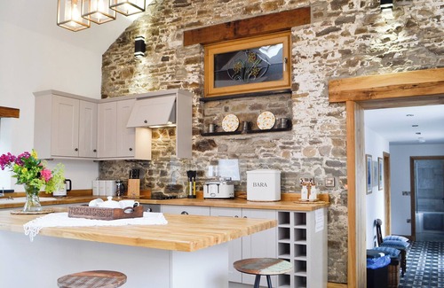 Ammanford Cabaña | Alojamiento de 2 habitaciones en Betws, near Ammanford