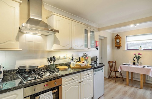 Epworth Cabaña | 2 bedroom accommodation in Epworth, near Market Rasen