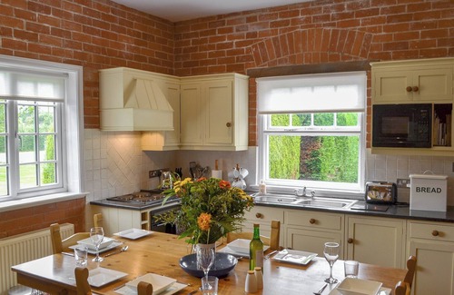 Eardisland Cabaña | Alojamiento de 2 habitaciones en Eardisland, near Leominster