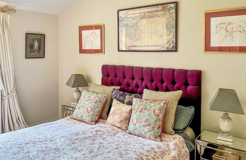 Liphook Cabaña | 2 bedroom accommodation in Passfield