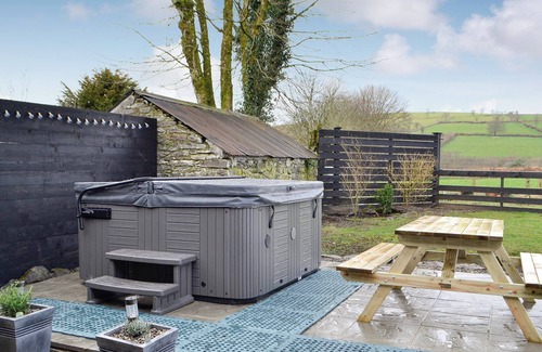 Llanwrda Cabaña | Alojamiento de 2 habitaciones en Pumpsaint