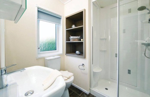 Rhyd-y-foel Cabina | 2 bedroom accommodation in Abergele
