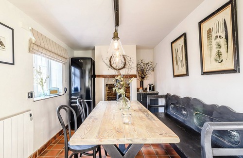 Helhoughton Cabaña | 2 bedroom accommodation in Helhougton, near Fakenham