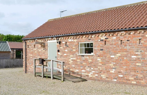 Kilnwick Cabaña | 2 bedroom accommodation in Brandesburton, near Bridlington