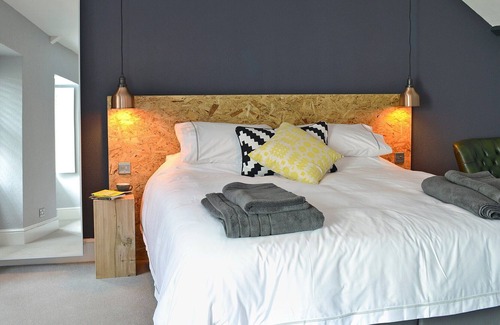 Pentrefelin Cabaña | 2 habitaciones alojamiento en Llandeilo