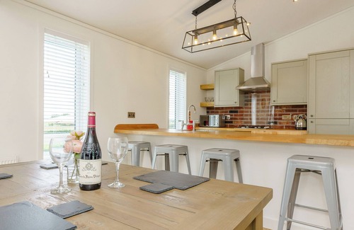 Ellesmere Chalet De Esquí | Alojamiento de 2 habitaciones en Tetchill