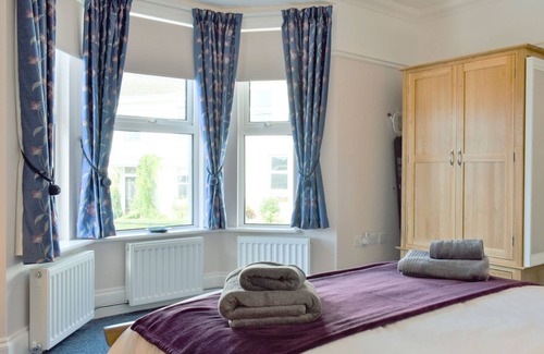 Turnchapel Cabaña | 2 bedroom accommodation in Oreston