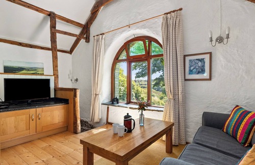 Whitland Cabaña | Alojamiento de 2 habitaciones en Llanglydwen, near Narberth