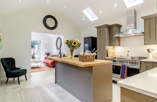 Barrow Cabaña | 2 bedroom accommodation in Barrow, Near Bury St Edmunds