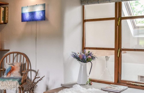 Glasbury Cabaña | 2 bedroom accommodation in Velindre, Near Hay-on-Wye
