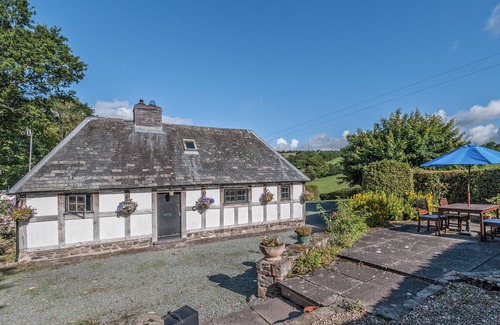Caersws Cabaña | Alojamiento de 2 habitaciones en Trefeglwys, near Caersws