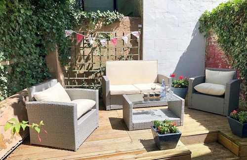 Parkgate Cabaña | Perfect place to explore the area or have a city break close to the historic city of Chester.