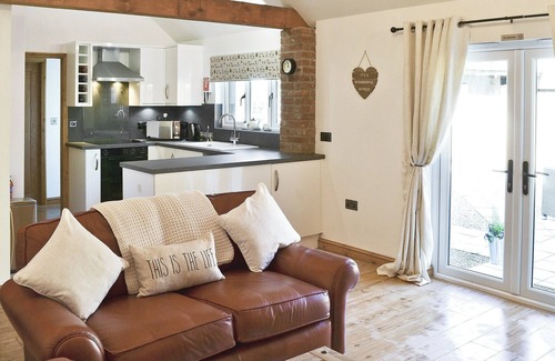 Skeyton Cabaña | Alojamiento de 2 habitaciones en Skeyton, cerca de Norwich