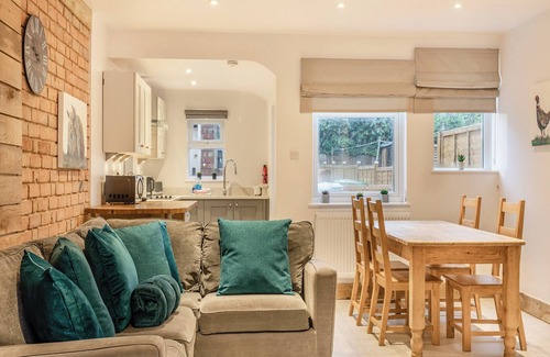 Oakham Cabaña | 2 bedroom accommodation in Oakham