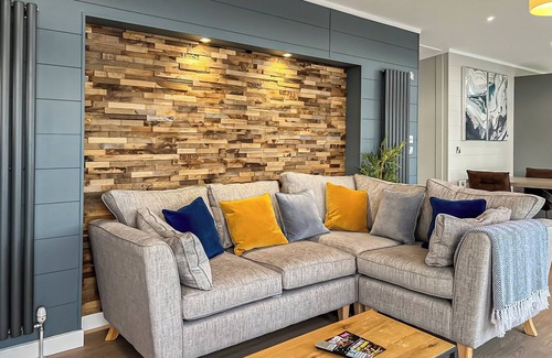 St. Florence Cabina | 2 bedroom accommodation in St Florence, Tenby