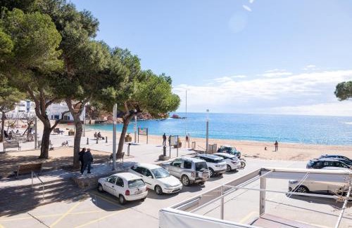 Tamariu Apartamento | 2 Bedroom Apartment, 30m to the beach, Tamariu, Costa Brava