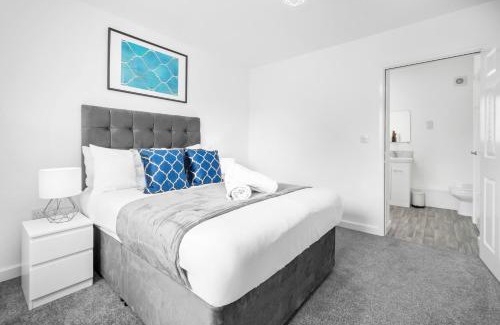 Cradley Heath Apartamento | 2 Bedroom Apartment - Off-Street Parking - WIFI - Netflix - Top Rated - 49C