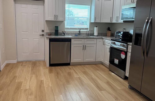 Florida South Atlantic Coast Apartamento | 2-bedroom apartment in brilliant Avon Park with AC, WiFi. Enjoy your stay