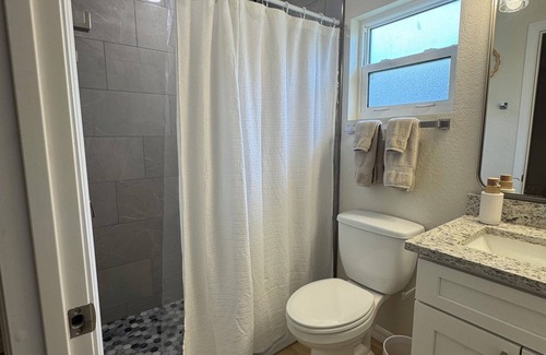 Florida South Atlantic Coast Apartamento | 2-bedroom apartment in brilliant Avon Park with AC, WiFi. Enjoy your stay