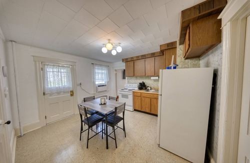 Carbondale Apartamento | 2-bedroom apartment in awesome Carbondale with AC