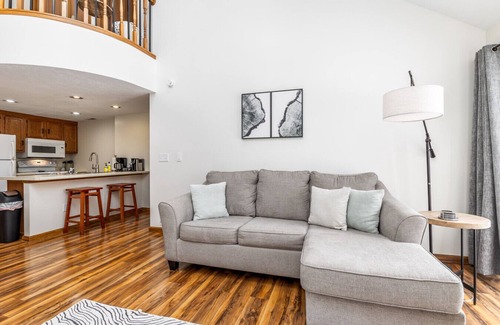 The Galena Territory Villa | 2 Bedroom, beautiful end unit