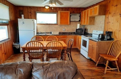 Marblehead Casa | A 100 yardas del agua, muelle gratuito, Marblehead Cottage @ East Harbour