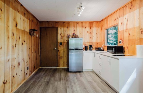 Carling Casa | 2-Bedroom Cottage #11 - Sand Bay