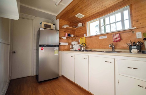 Gravenhurst Casa | 2-Bedroom Cottage #3 - Sugar Pine