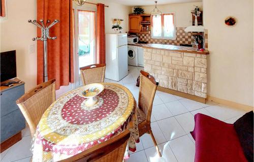 Bagnault Casa | 2 Bedroom Cozy Home In Souvigne