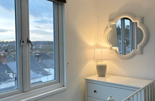 Penarth Apartamento | 2-bedroom flat walking distance to Cardiff Bay Penarth Town Centre and Marina.