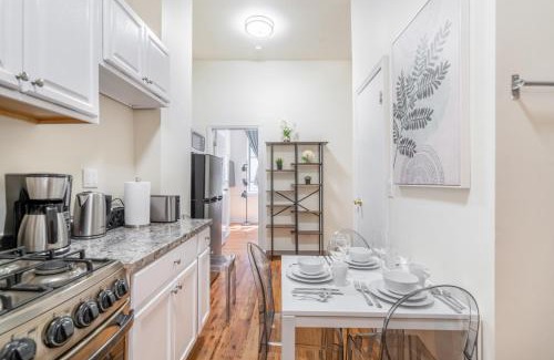Bowery Apartamento | 2 Bedroom Hidden UpScale Oasis