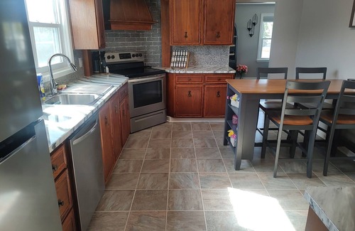 Grand Island Casa | 2-bedroom house in beautiful Grand Island! 4 miles from Niagara Falls!
