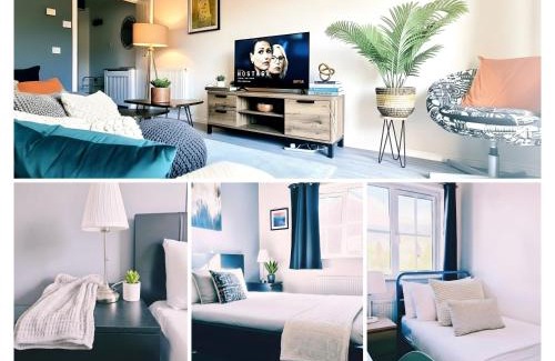 Stoke Gifford Casa | 2 Bedroom House, Park on Doorstep, Families and Contractors Friendly, Near Parkway Station