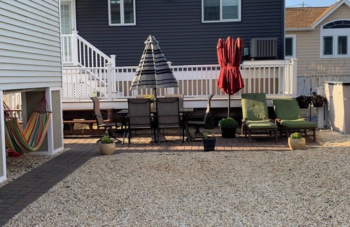 Dover Beaches North Casa | 2 Bedroom Inviting Beach House in Lavallette 1 block from the beach!!