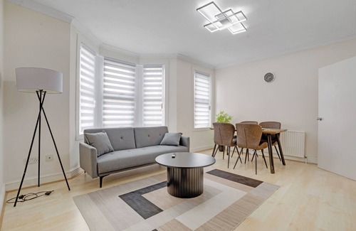 Tottenham Green Casa | 2 bedroom Luxury house London near Subway station
