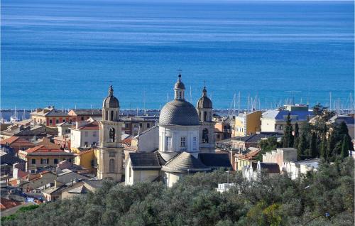 Cavi Apartamento | 2 Bedroom Nice Apartment In Lavagna