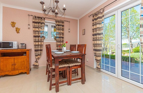 Kijevo Casa | Bonita casa de 2 dormitorios en Kiev