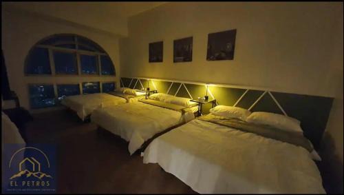 Diliman Apartamento | 2 Bedroom Penthouse at Suntrust Capitol Plaza, Diliman, Quezon City