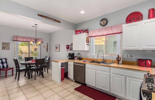 Gold Canyon Casa | 2 Bedroom plus Office Gem in Gold Canyon