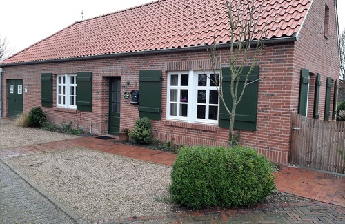 Groothusen Casa | 2 bedroom private vacation home in krummårn