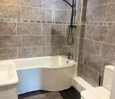 Keighley Apartamento | 2 Bedroom Property at sovereign House