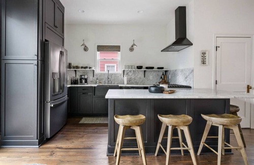 Westside Casa | 2 Bedroom - Renovated - Great Location!