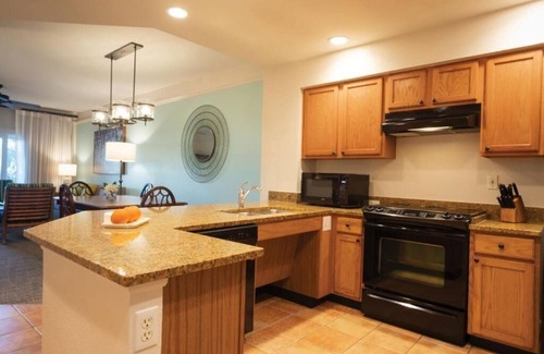 Florida Central Atlantic Coast Complejo | 2-bedroom resort in welcoming Orlando with fitness room, AC