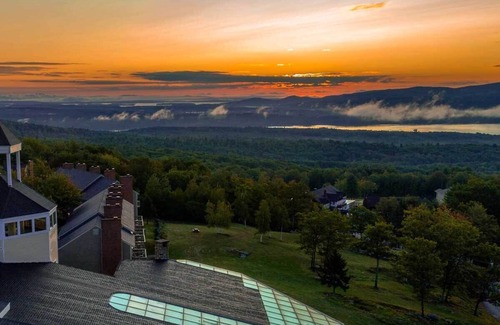 Sanbornton Casa | 2 Bedroom Signature Townhouse Steele Hill Resort June 28- July 5, 2025