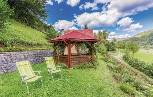 Presika Casa | 2 Bedroom Stunning Home In Lukovdol