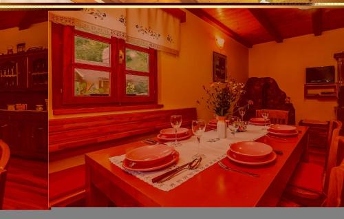 Presika Casa | 2 Bedroom Stunning Home In Lukovdol